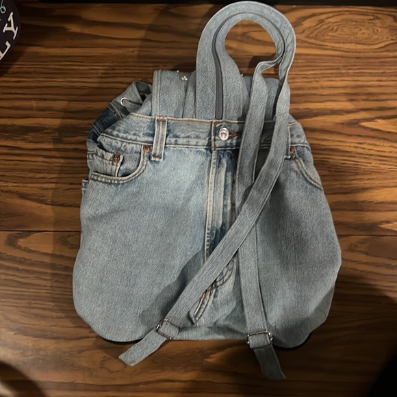 Hand Made Jean backpack - Picture 4 of 9